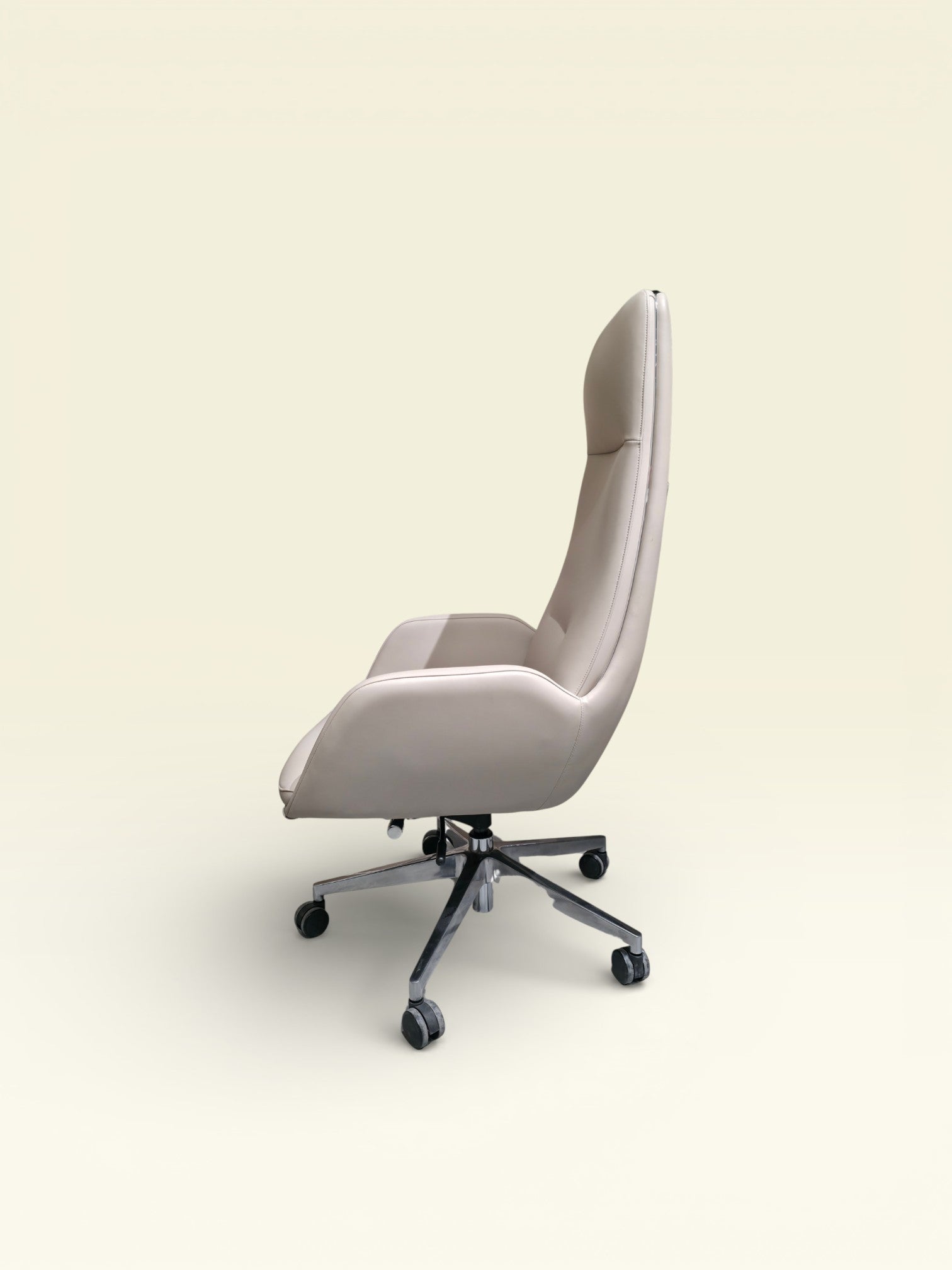 Furalux GA83 Executive Office Chair – PU Leather Ergonomic Chair with Tilt Lock